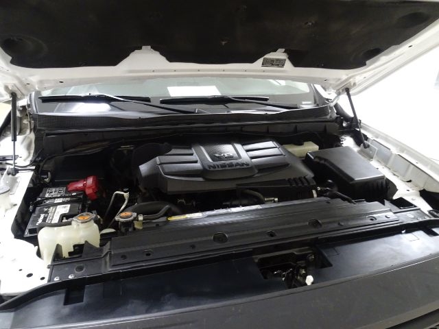 Nissan Titan 4x2 Crew Cab S 2021