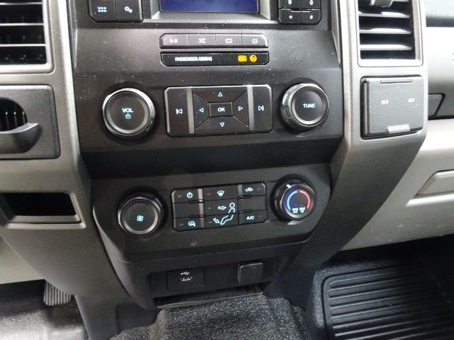 Ford Super Duty F-250 SRW Lariat 2WD SuperCab 8' Box 2020