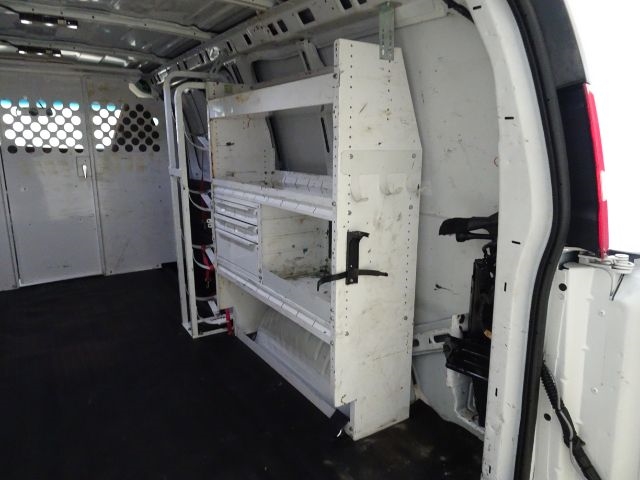 Chevrolet Express Cargo Van RWD 2500 135" 2020