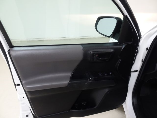 Toyota Tacoma 2WD SR5 Access Cab 6' Bed I4 AT (Natl) 2021