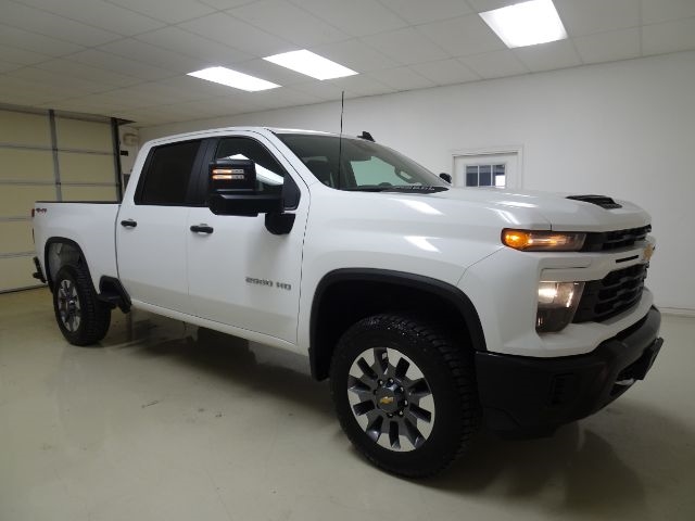 2024 Chevrolet Silverado 2500HD 4WD Crew Cab 159" Custom