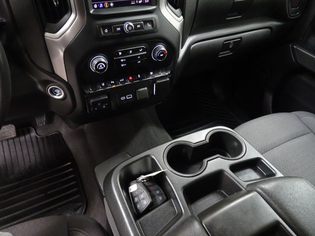 Chevrolet Silverado 2500HD 4WD Crew Cab 159" Custom 2024