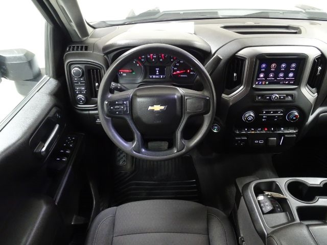 Chevrolet Silverado 2500HD 4WD Crew Cab 159" Custom 2024