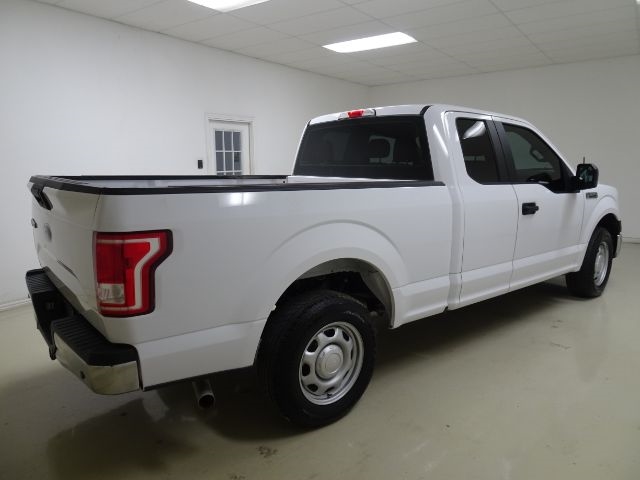 Ford F-150 Lariat 2WD SuperCab 8' Box 2017