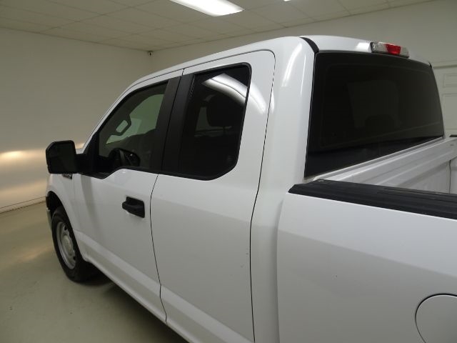 Ford F-150 Lariat 2WD SuperCab 8' Box 2017