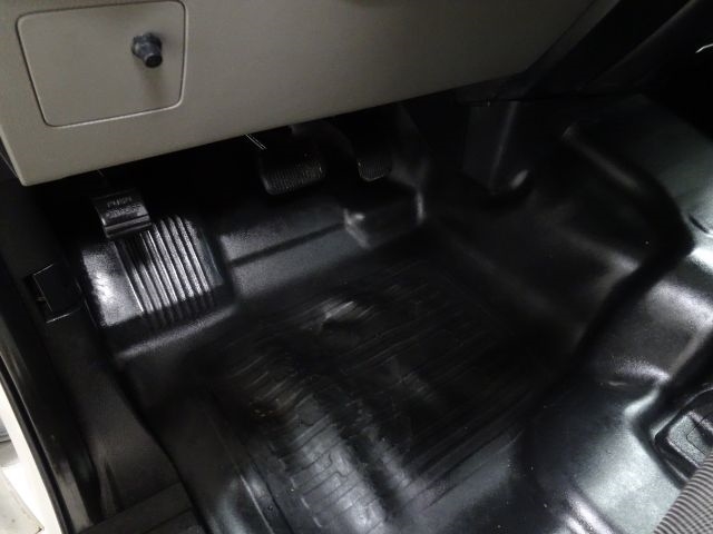 Ford F-150 Lariat 2WD SuperCab 8' Box 2017