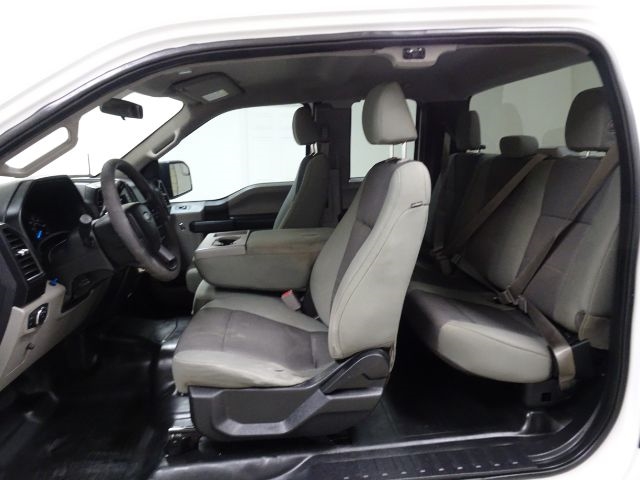 Ford F-150 Lariat 2WD SuperCab 8' Box 2017