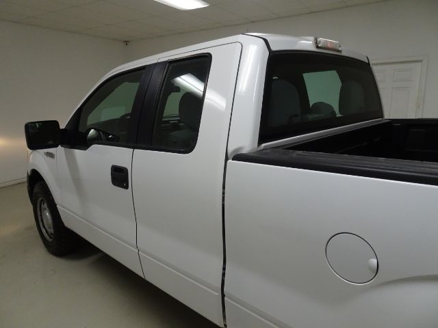 Ford F-150 2WD SuperCab 145" Lariat 2013