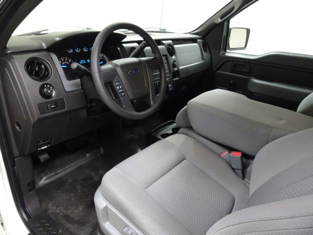 Ford F-150 2WD SuperCab 145" Lariat 2013
