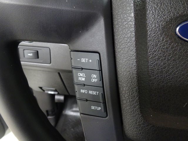 Ford F-150 2WD SuperCab 145" Lariat 2013