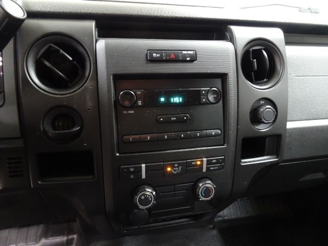 Ford F-150 2WD SuperCab 145" Lariat 2013