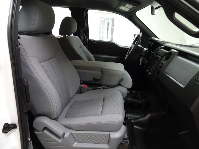 Ford F-150 2WD SuperCab 145" Lariat 2013