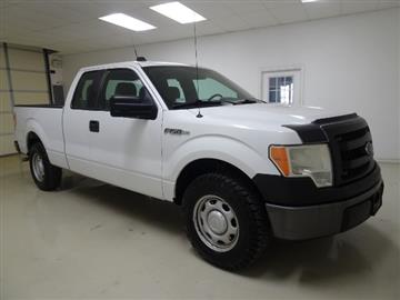2013 Ford F-150 2WD SuperCab 145" Lariat