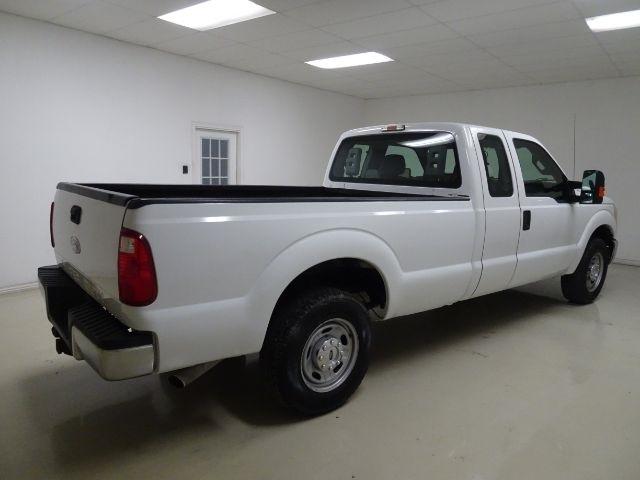 Ford Super Duty F-250 SRW 2WD SuperCab 142" Lariat 2012