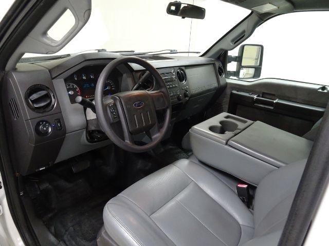 Ford Super Duty F-250 SRW 2WD SuperCab 142" Lariat 2012