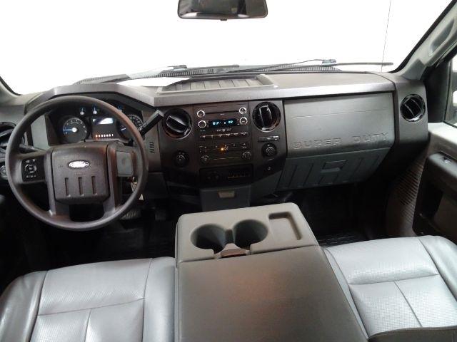 Ford Super Duty F-250 SRW 2WD SuperCab 142" Lariat 2012