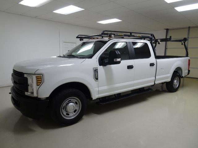 Ford Super Duty F-250 SRW XL 2WD Crew Cab 8' Box 2019