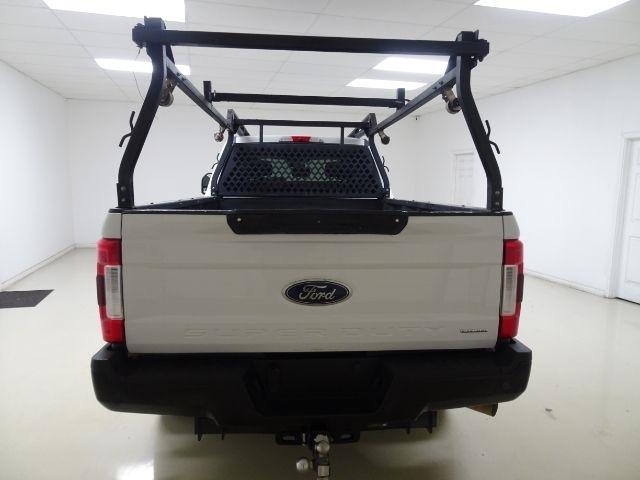 Ford Super Duty F-250 SRW XL 2WD Crew Cab 8' Box 2019
