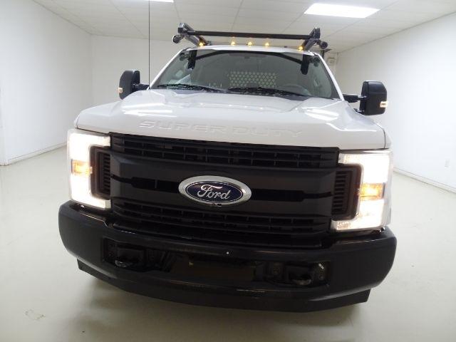 Ford Super Duty F-250 SRW XL 2WD Crew Cab 8' Box 2019