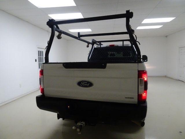 Ford Super Duty F-250 SRW XL 2WD Crew Cab 8' Box 2019