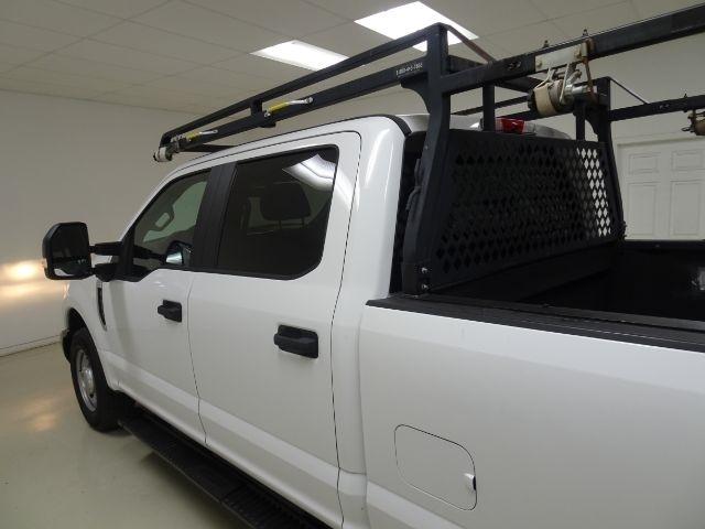 Ford Super Duty F-250 SRW XL 2WD Crew Cab 8' Box 2019