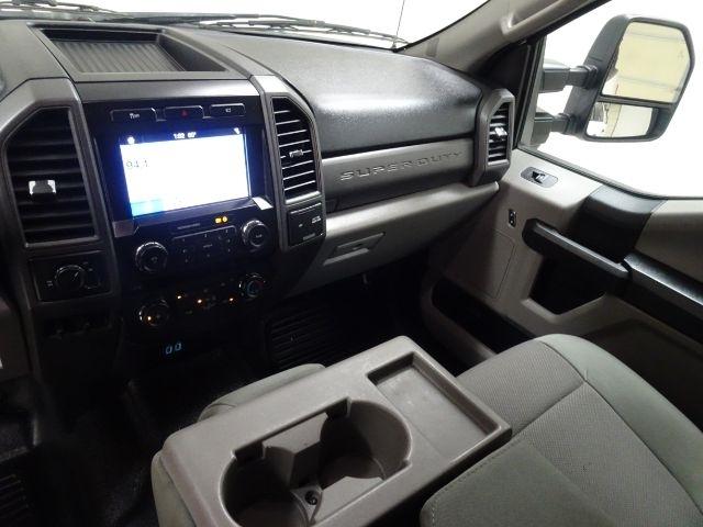 Ford Super Duty F-250 SRW XL 2WD Crew Cab 8' Box 2019