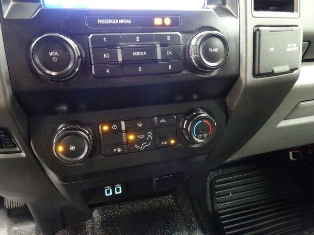 Ford Super Duty F-250 SRW XL 2WD Crew Cab 8' Box 2019