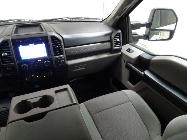 Ford Super Duty F-250 SRW XL 2WD Crew Cab 8' Box 2019