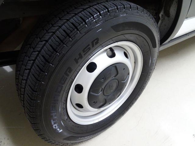 Ford Transit Cargo Van T-250 130" Med Rf 9070 GVWR RWD 2021