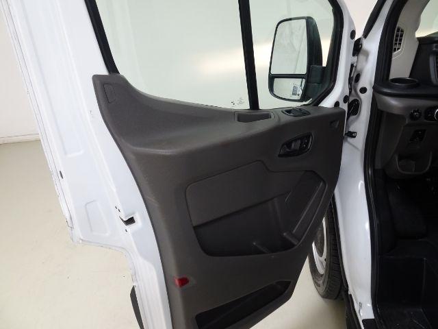 Ford Transit Cargo Van T-250 130" Med Rf 9070 GVWR RWD 2021