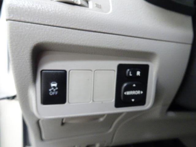 Toyota Corolla 4dr Sdn Auto LE Special Edition (Natl) 2013