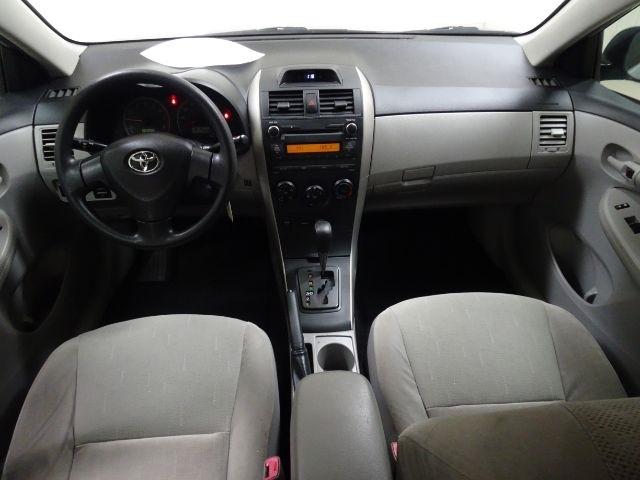 Toyota Corolla 4dr Sdn Auto LE Special Edition (Natl) 2013