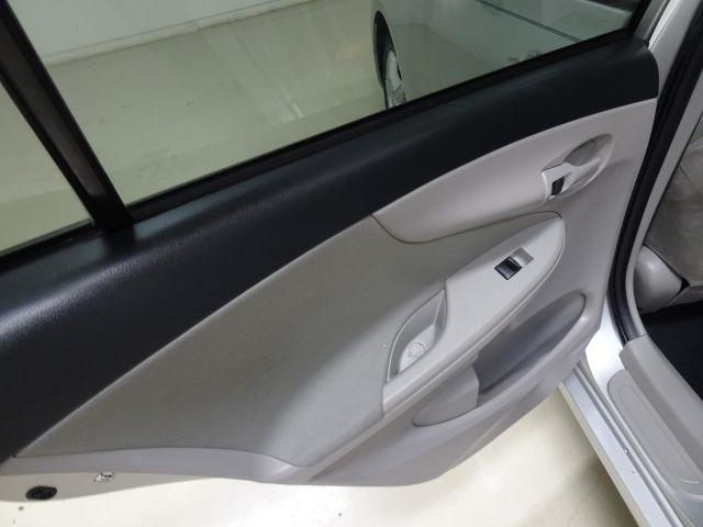 Toyota Corolla 4dr Sdn Auto LE Special Edition (Natl) 2013