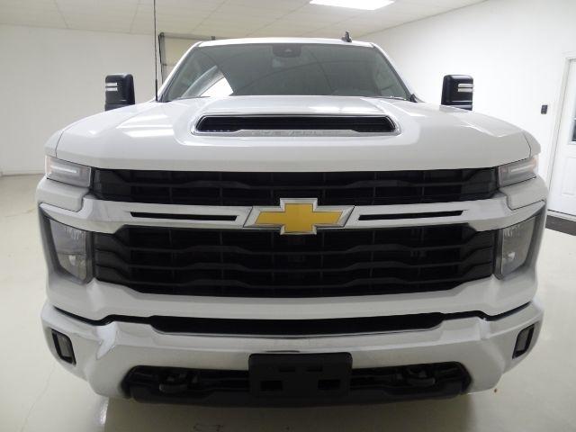 Chevrolet Silverado 2500HD 4WD Crew Cab 159" LT 2024