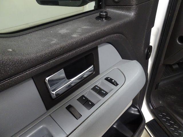 Ford F-150 2WD SuperCab 145" Lariat 2012