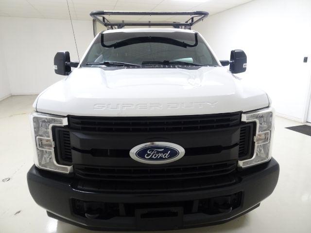 Ford Super Duty F-250 SRW XLT 2WD Reg Cab 8' Box 2019