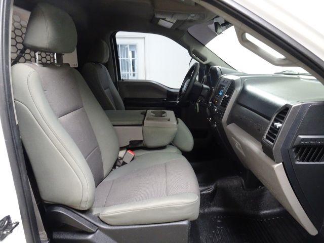 Ford Super Duty F-250 SRW XLT 2WD Reg Cab 8' Box 2019