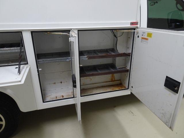 GMC Savana Commercial Cutaway 3500 Van 139" 2014