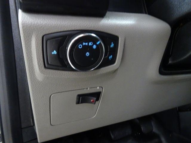 Ford F-150 4WD SuperCrew 145" King Ranch 2016