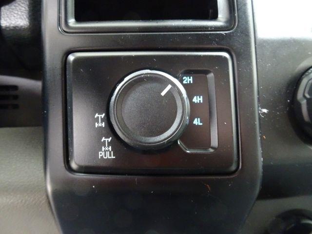 Ford F-150 4WD SuperCrew 145" King Ranch 2016