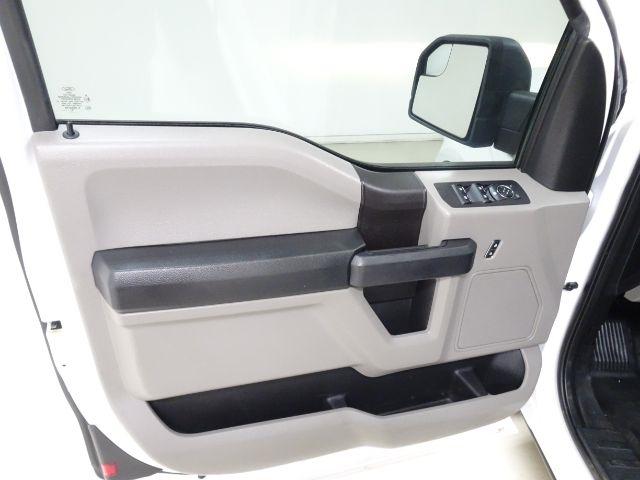 Ford F-150 Lariat 4WD SuperCab 8' Box 2018