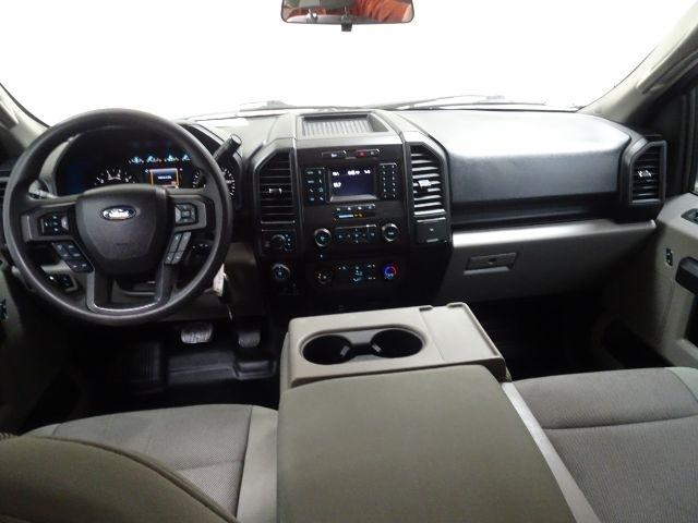 Ford F-150 Lariat 4WD SuperCab 8' Box 2018