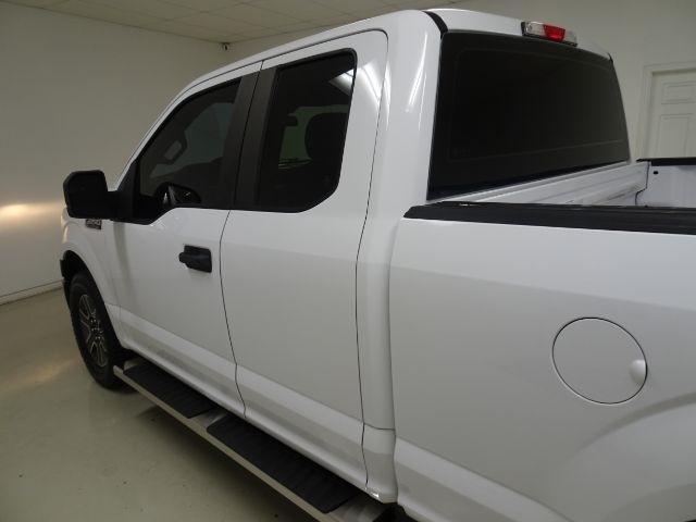 Ford F-150 Lariat 4WD SuperCab 8' Box 2017