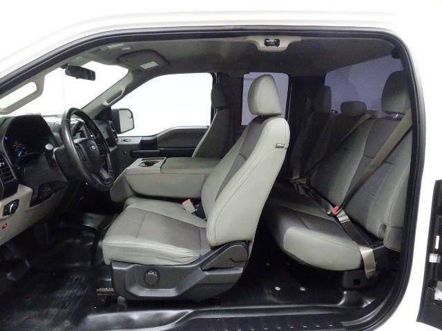 Ford F-150 Lariat 4WD SuperCab 8' Box 2017