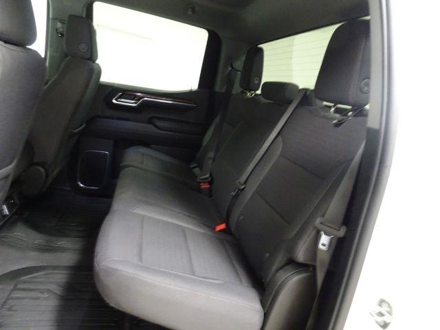 GMC Sierra 1500 4WD Crew Cab 157" SLE 2024