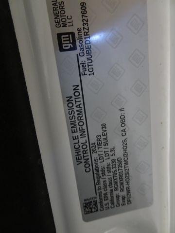 GMC Sierra 1500 4WD Crew Cab 157" SLE 2024