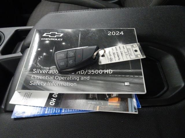 Chevrolet Silverado 2500HD 4WD Crew Cab 159" LT 2024