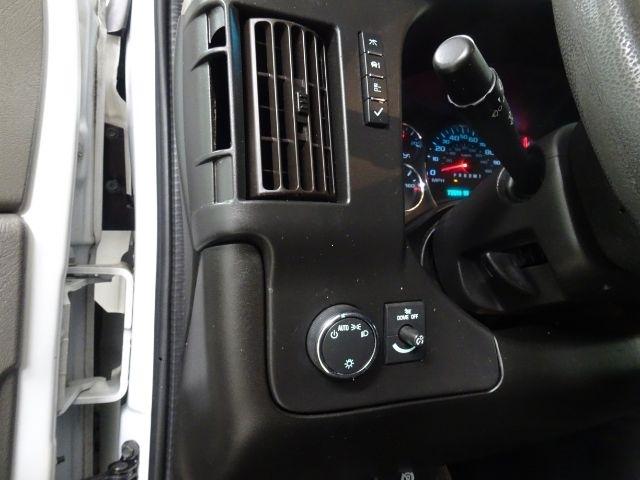 Chevrolet Express Cargo Van RWD 2500 135" 2021