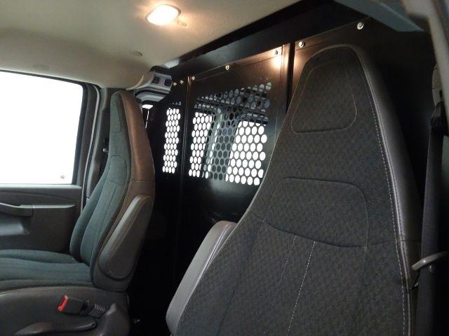 Chevrolet Express Cargo Van RWD 2500 135" 2021