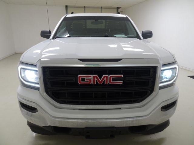 GMC Sierra 1500 2WD Reg Cab 133.0" 2018